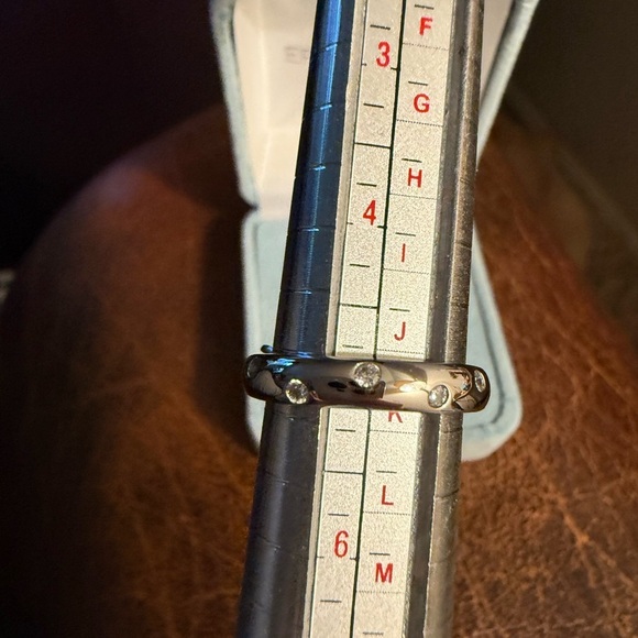 Vintage Epiphany Platinum-Plated Sterling Silver Engagement & Wedding Ring set - Picture 5 of 6